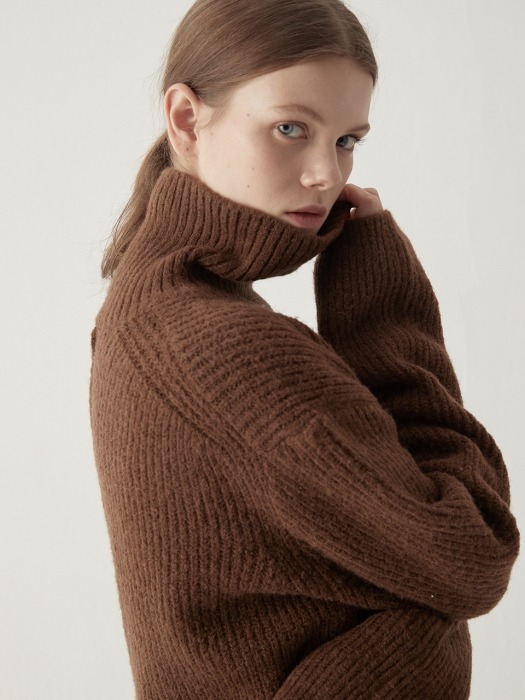 Alpaca turtleneck sweater - Brown