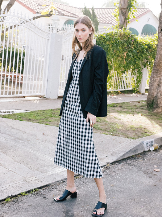 [20SS] SANTA BARBARA v neck sleeveless maxi dress  (Black and white gingham check)