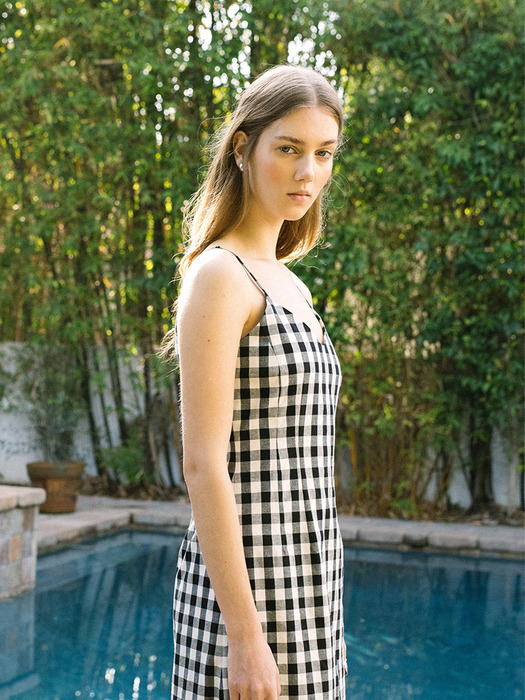 [20SS] SANTA BARBARA v neck sleeveless maxi dress  (Black and white gingham check)