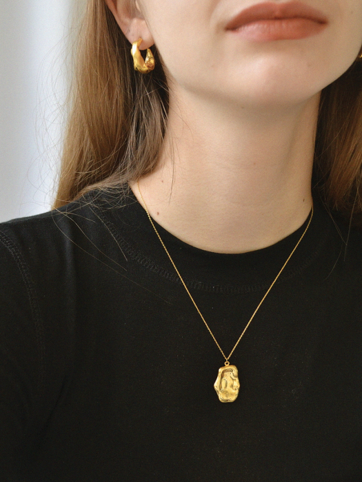 gold wave necklace