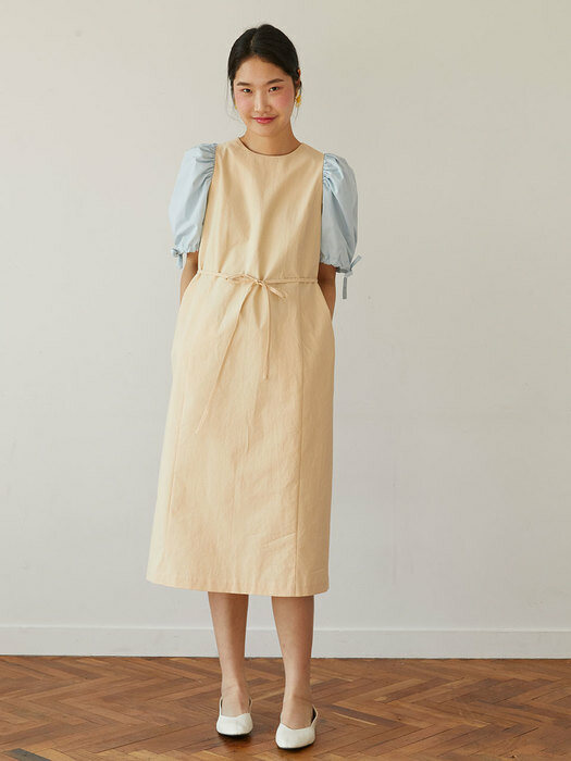 color design H-line dress (cream)