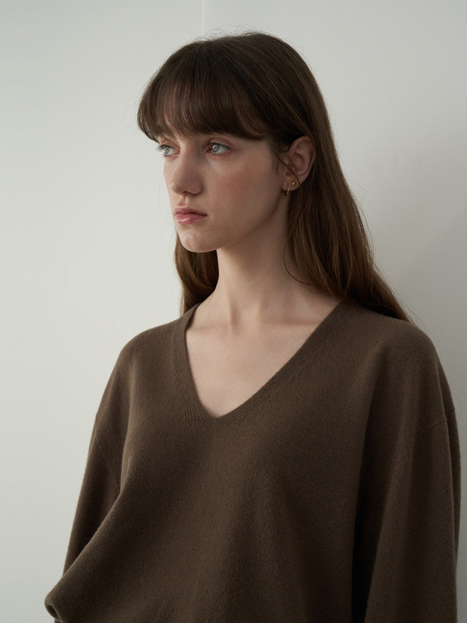 Volume sleeved knit top (brown)