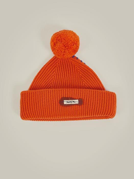 Crumple leather patch beanie Orange