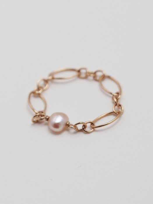 baby baroque pearl ring