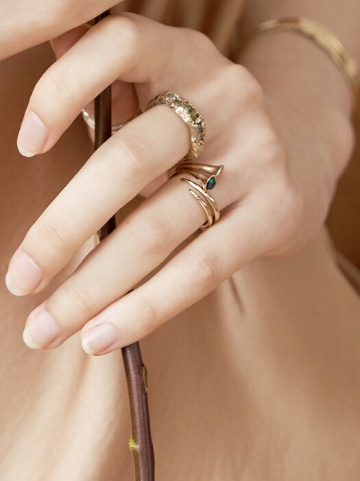 Thorn Opal Ring 반지