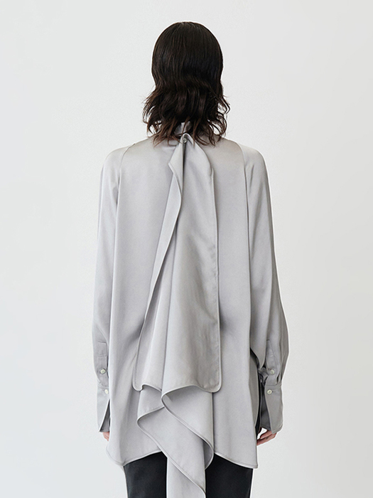 POCKET-DETAIL LOOSE-FIT BLOUSE SHIRT WITH SCARF - SILVER GREY