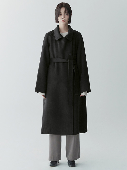 HIGH-NECK WOOL HANDMADE COAT  BLACK