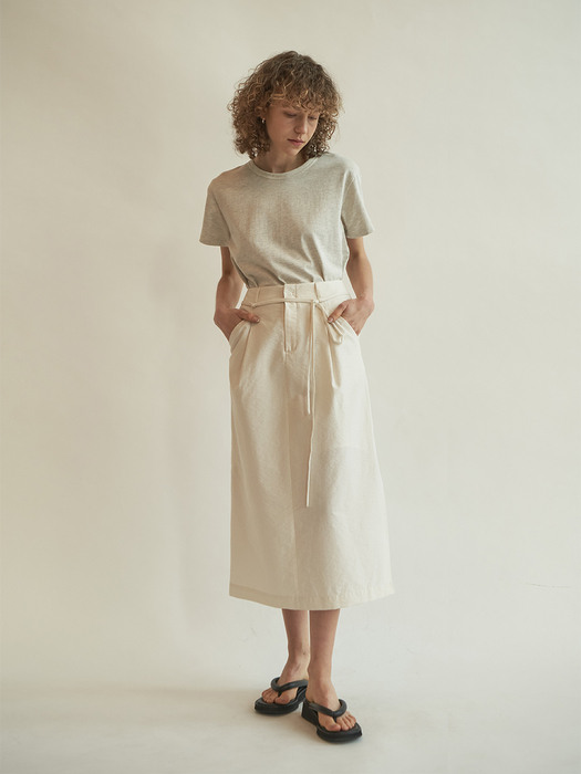 String detail side slit skirt (Cream)