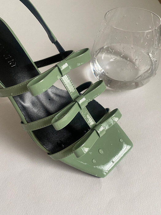 3ribbon (W square) strap Sandal Latte Green