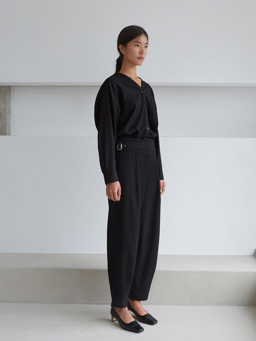 [리퍼브] WIDE BELTED WOOL SLACKS-BLACK