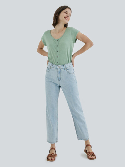 BUTTON POINT TOP (PASTEL GREEN)