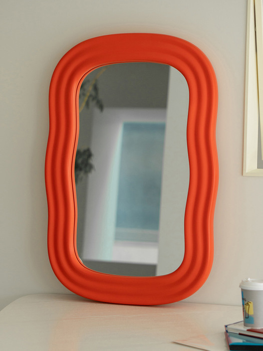 [배송 4-6주 소요] Wave Mirror (Orange / Small)