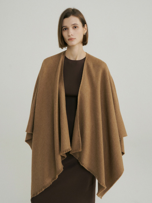 Royal Baby Alpaca Cape - Camel