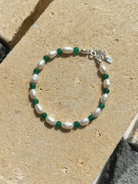 Green & Pearl Bracelet (Silver925) 담수진주 그린 백옥 실버 팔찌