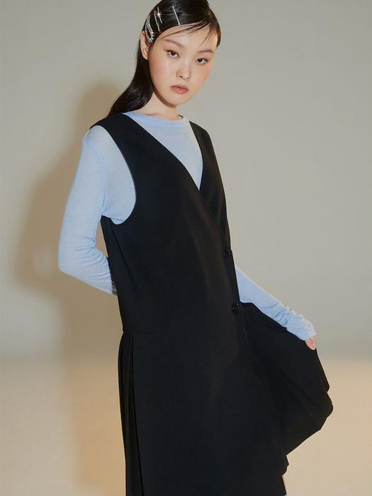 Pleats Detail Sleeveless Dress  Black (KE3871M015)