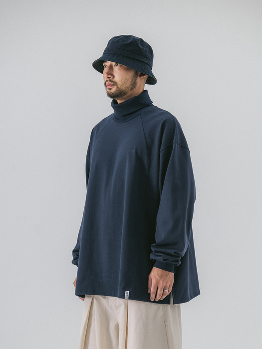 Oval Incision Turtle Neck Long Sleeve - Navy