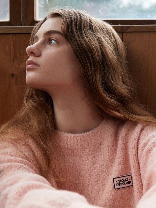 wool boucle wappen pullover - light pink