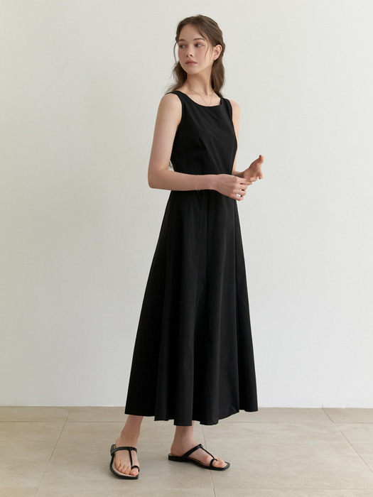 Basta sleeveless dress (black)