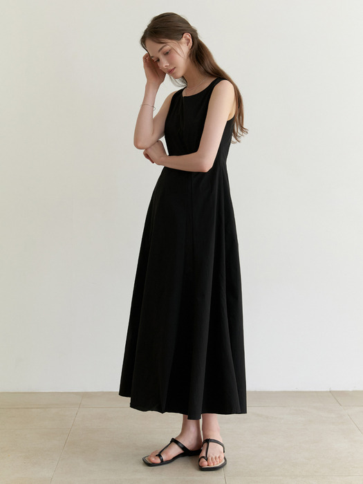 Basta sleeveless dress (black)