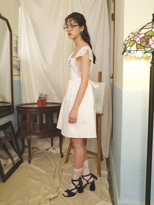 LETTER ENVELOPE WHITE DRESS 