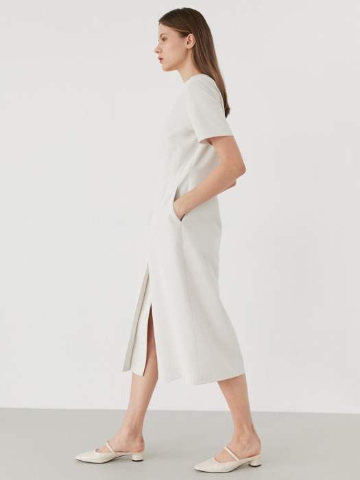 button slit dress-ivory