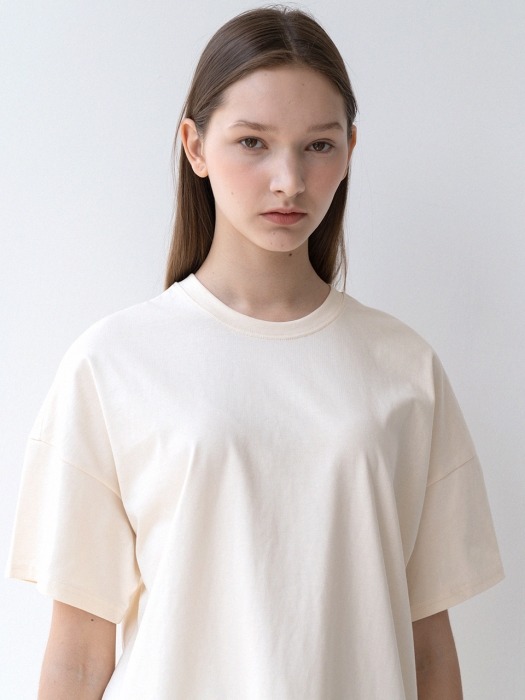 loose fit T-shirts (cream)