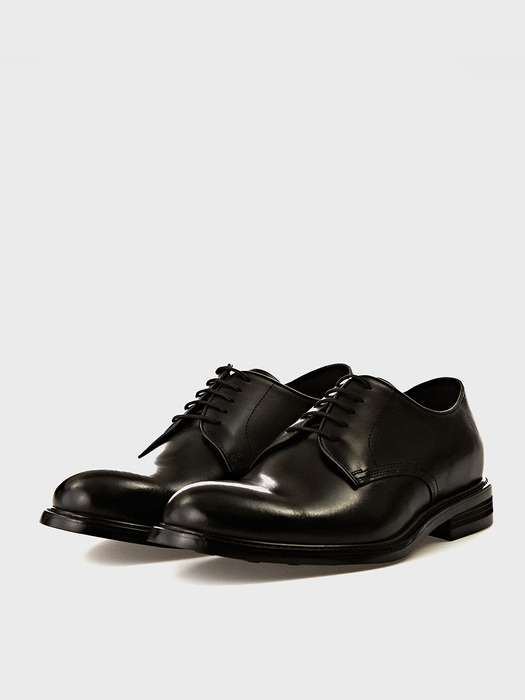 LONDON BLACK