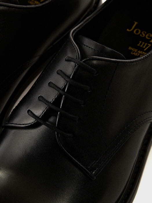 LONDON BLACK
