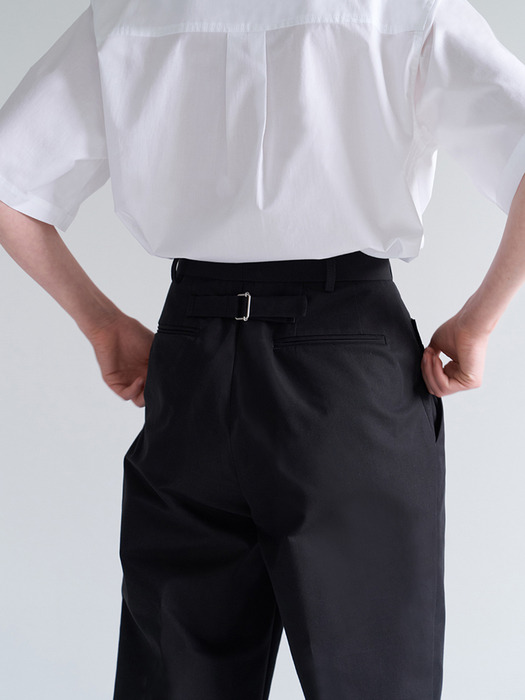 double pocket tuck chino pants black