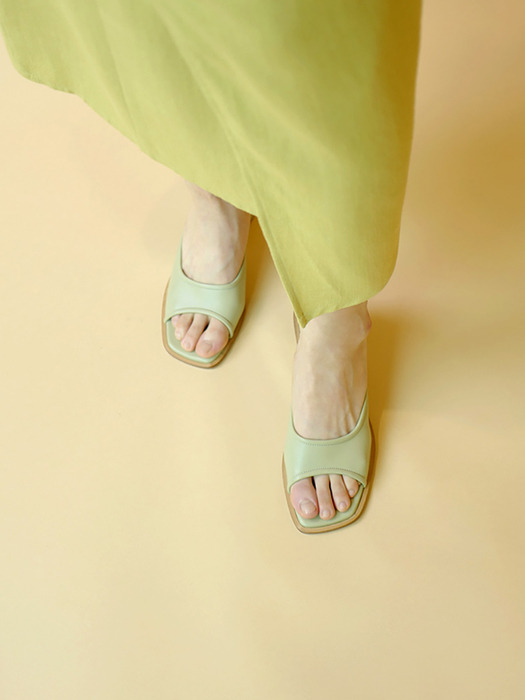 Souple Soft Mule Slides in Lime Green