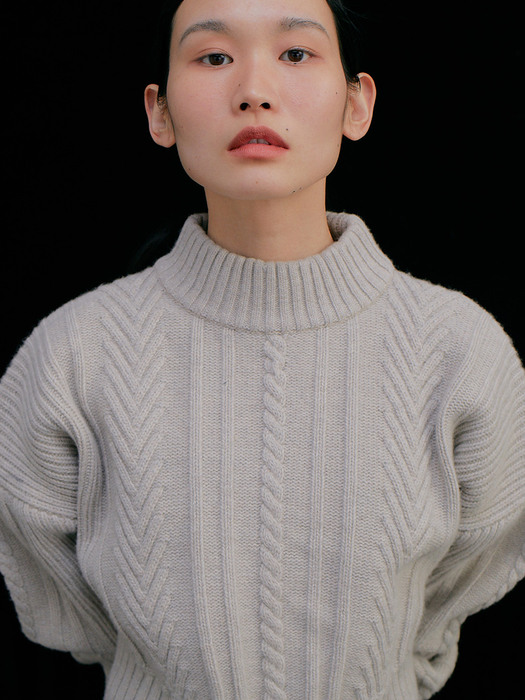 Short Cable Sweater Top_Light Beige
