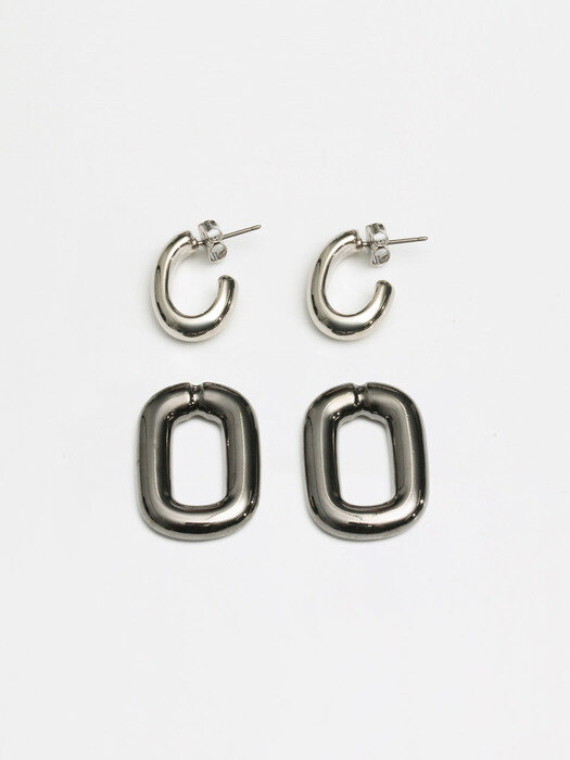 BLACK SQUARE CHAIN EARRING SILVER