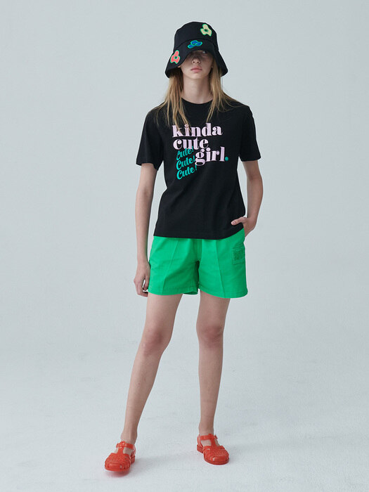 KINDA CUTE GIRL 티셔츠/블랙