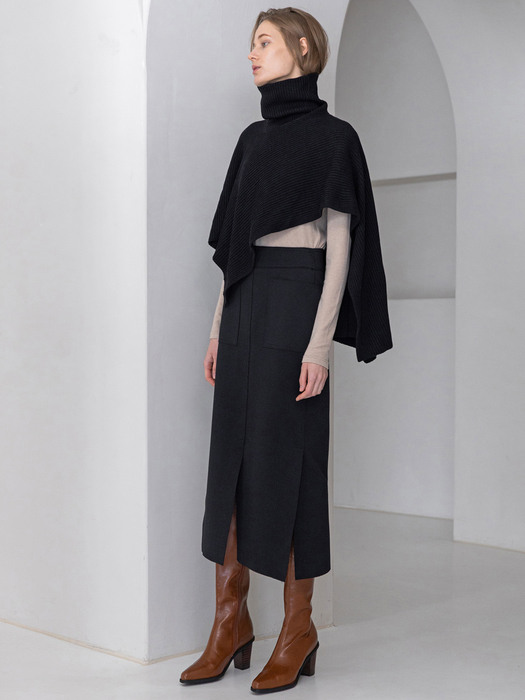 Wool Asymmetric Turtleneck Muffler