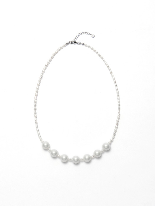 Natural Pearl Necklace, Manon