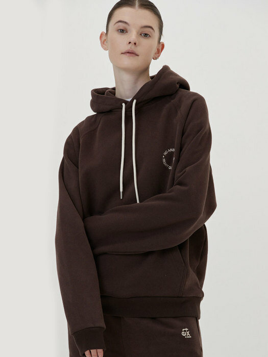 COTTON CASHMERE   ROUND SLOGAN HOODIE_BROWN