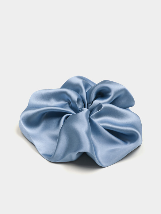 Silk Scrunchie (L) - Blue Fog
