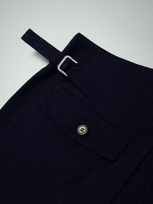 Army pants in navy chino