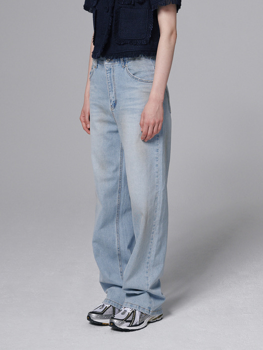 Stain washed semi wide jean