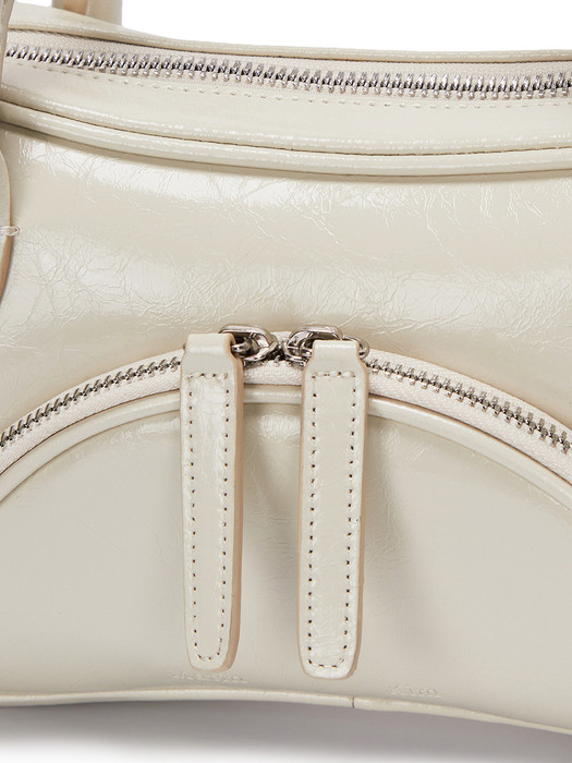 NEW PEANUT BAG IN IVORY