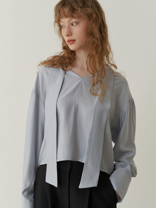 2.14 Two-way scarf blouse (Gray blue)