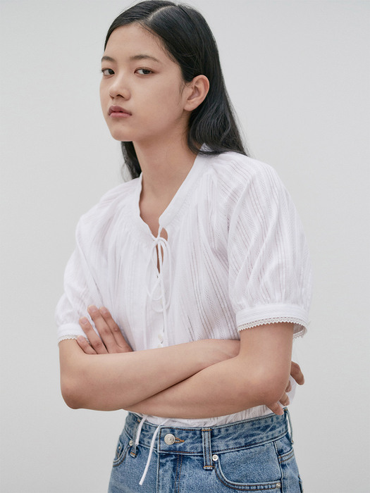 Summer high neck embroidery blouse [WH]