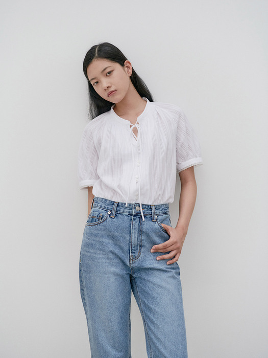 Summer high neck embroidery blouse [WH]