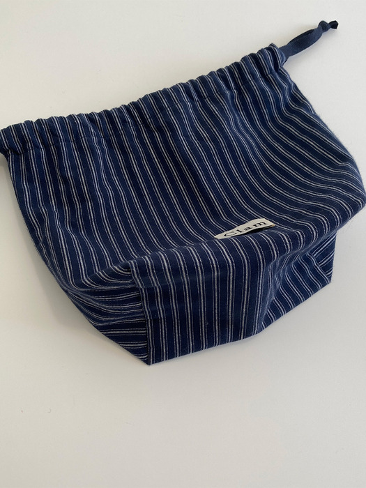 Clam string pouch _ Navy stripe