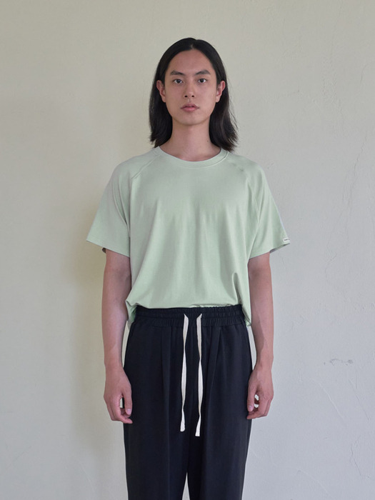 [MENS]  Flow Slit Top - Light Green