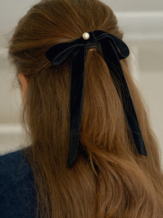T Pearl Velvet Ribbon Hairtie_Black