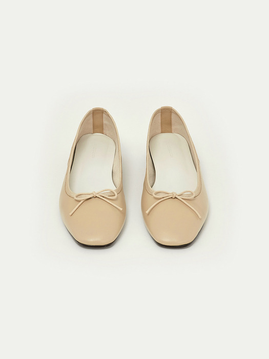 SS24 Marais Ribbon Leather Flat Beige