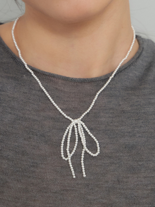 tiny ribbon bow necklace