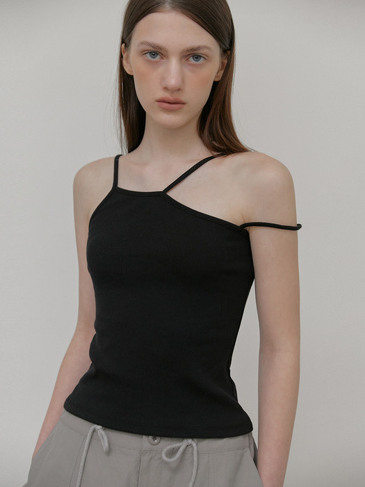 Unbalanced Strap Sleeveless Top, Black