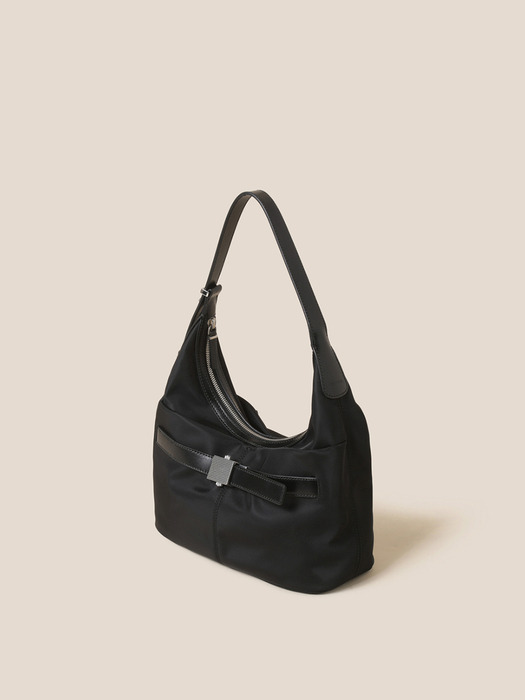 Nova Tote 24 Nylon (Black)_RCBTX24665BKX